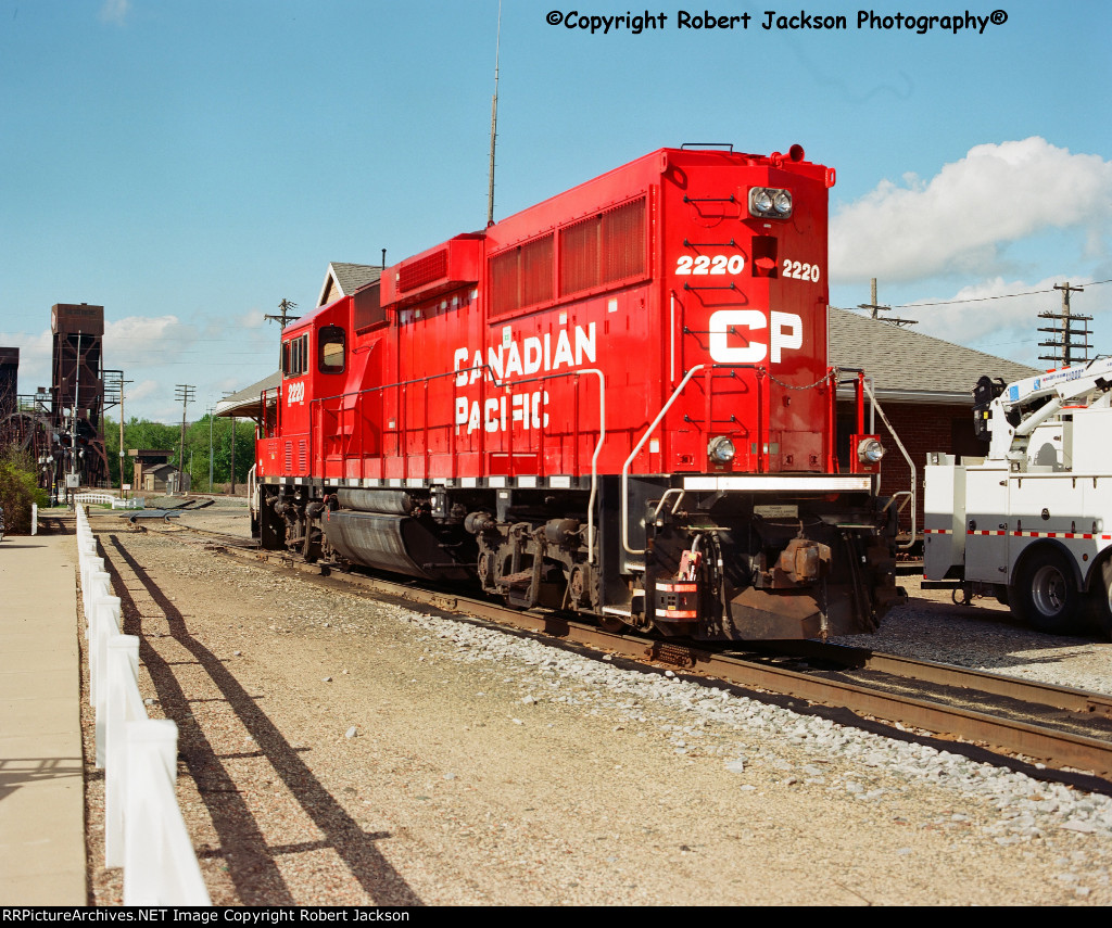 CP 2220